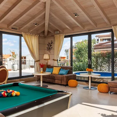 Oasi Pool & Spa - Happy Vila *