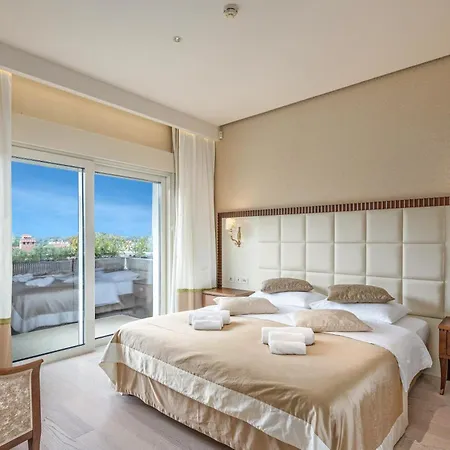 Oasi Pool & Spa - Happy Vila Pula